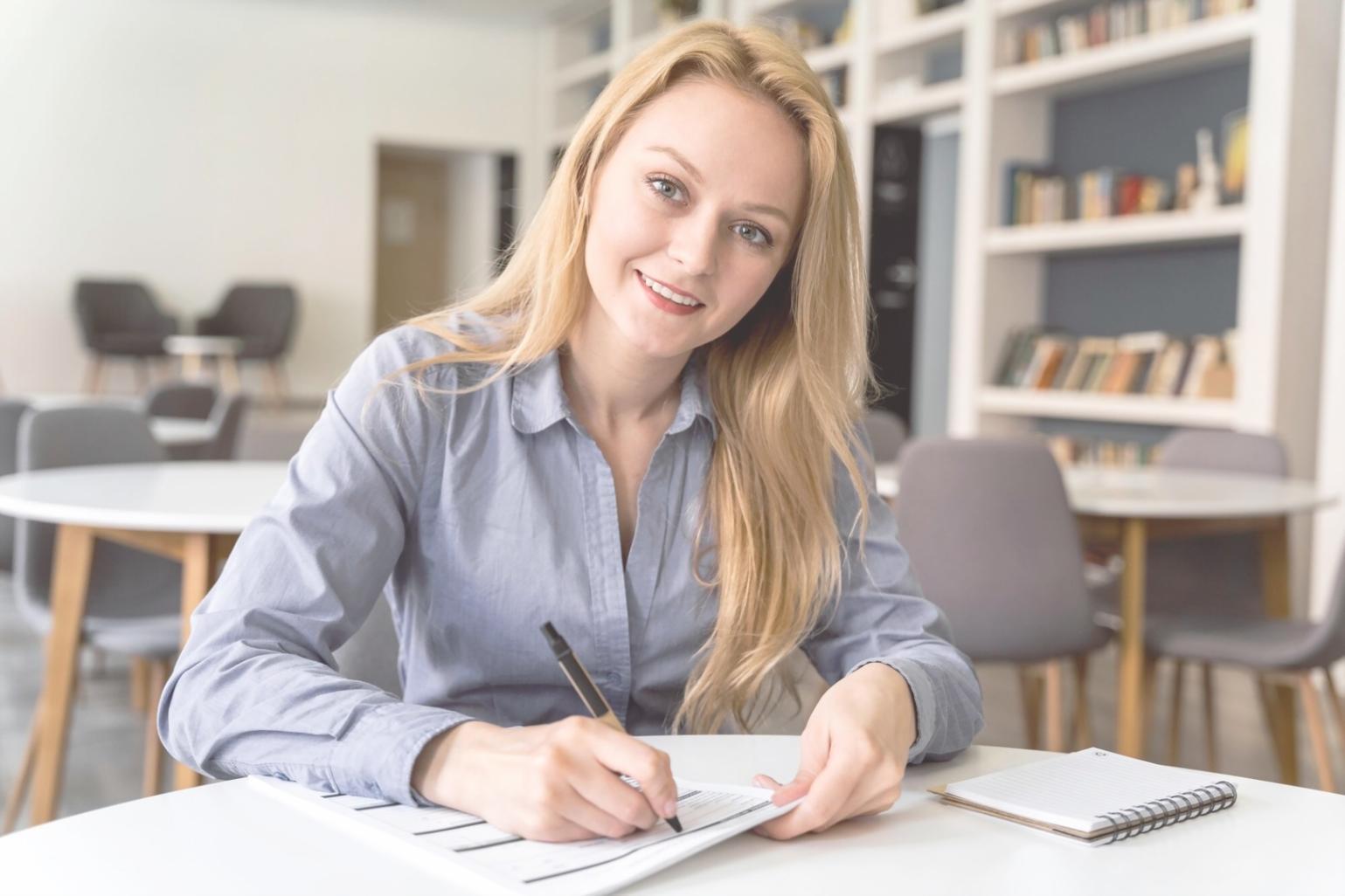 Übersicht verschiedener Lernformate und Materialien